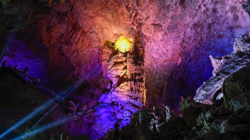 吴磊、赵今麦《在暴雪时分》定档,期待林亦扬与殷果带来的故事!